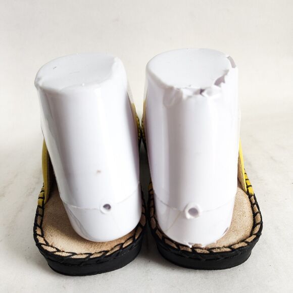 Vintage Duck Head Yellow Leather Flat Strappy Comfort Slides Sandals Size 7 - Picture 8 of 12